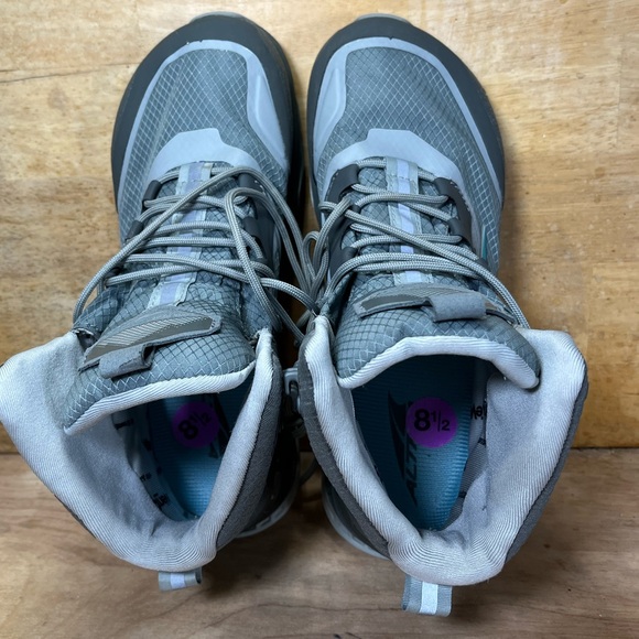 Altra Lone Peak All Weather WATERPROOF Womens Size 8.5 Hiking Boots Shoes Gray - Picture 6 of 9